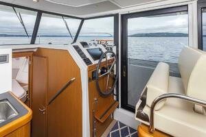 Cheers 35ft Beneteau Yacht For Sale
