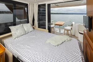 Cheers 35ft Beneteau Yacht For Sale