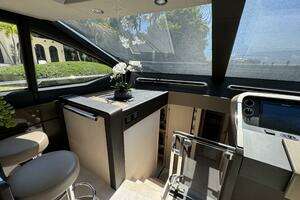 2018 Azimut 66 Flybridge thumbnail 36