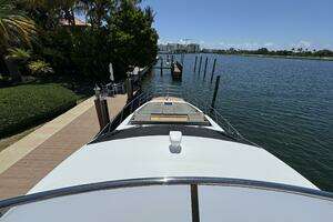 2018 Azimut 66 Flybridge thumbnail 14