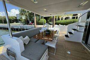 2018 Azimut 66 Flybridge thumbnail 23