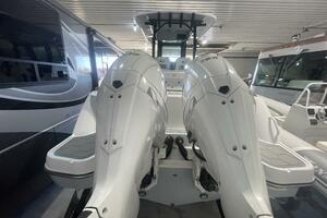 Dual Yamaha 150 Engines – Stingray Boat Transom Close-Up