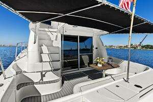 1998 Sea Ray 480 Sedan Bridge thumbnail 51