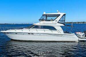 1998 Sea Ray 480 Sedan Bridge thumbnail 28