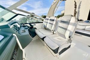 28ft Chaparral Yacht For Sale