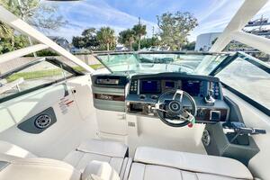 28ft Chaparral Yacht For Sale