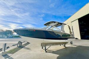 28ft Chaparral Yacht For Sale