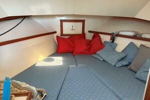 Birne 31ft Blue Seas Yacht For Sale