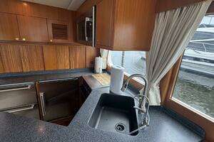 2007 Jefferson 52 Pilothouse SE thumbnail 23