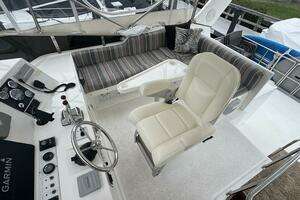 2007 Jefferson 52 Pilothouse SE thumbnail 9
