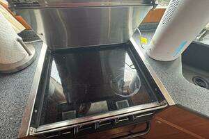 2007 Jefferson 52 Pilothouse SE thumbnail 22