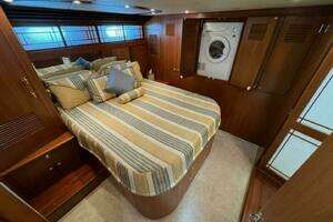 2007 Jefferson 52 Pilothouse SE thumbnail 32