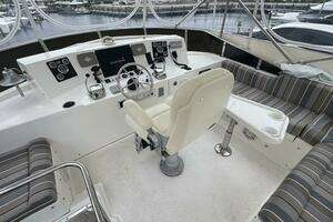 2007 Jefferson 52 Pilothouse SE thumbnail 8