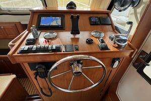 Side Trip 34ft Mainship Yacht For Sale