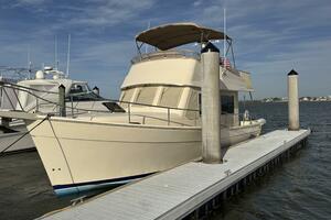 Side Trip 34ft Mainship Yacht For Sale