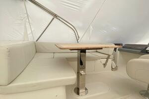 Flybridge Dinette