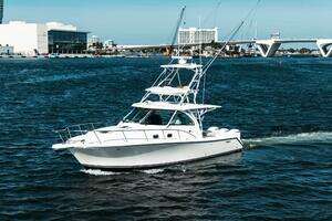  2016 Pursuit OS 385 Offshore Yacht For Sale in Fort Lauderdale FL