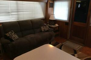 Concrete Idea 48ft Hatteras Yacht For Sale