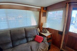Concrete Idea 48ft Hatteras Yacht For Sale
