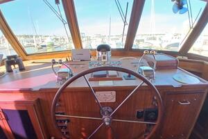 Concrete Idea 48ft Hatteras Yacht For Sale