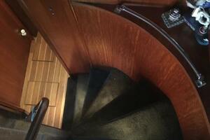 Concrete Idea 48ft Hatteras Yacht For Sale