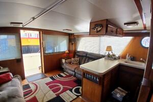 Concrete Idea 48ft Hatteras Yacht For Sale