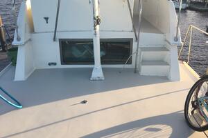 Concrete Idea 48ft Hatteras Yacht For Sale