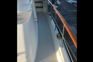 Concrete Idea 48ft Hatteras Yacht For Sale