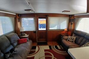 Concrete Idea 48ft Hatteras Yacht For Sale