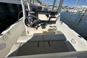 Bae Life 27ft Boston Whaler Yacht For Sale