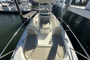 Bae Life 27ft Boston Whaler Yacht For Sale