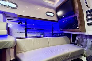 34ft Boston Whaler Yacht For Sale