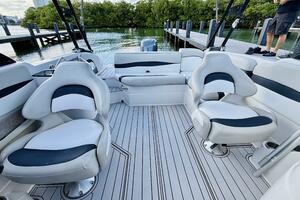 25ft Starcraft Yacht For Sale