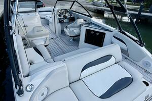 25ft Starcraft Yacht For Sale