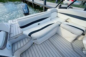 25ft Starcraft Yacht For Sale