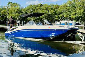 25ft Starcraft Yacht For Sale