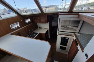 37ft Tollycraft Yacht For Sale