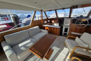 37ft Tollycraft Yacht For Sale