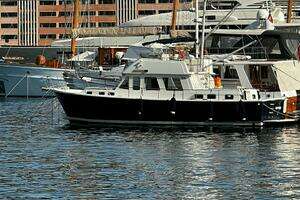 1997 Sabre SABRELINE 474 Trawler thumbnail 2