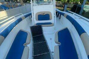 2016 Mako 284 Center Console thumbnail 15