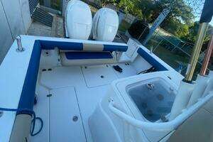 2016 Mako 284 Center Console thumbnail 13