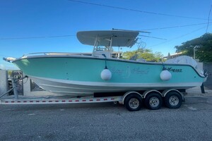 LIVING SIMPLE 28ft Mako Yacht For Sale