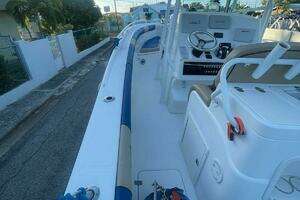 2016 Mako 284 Center Console thumbnail 11