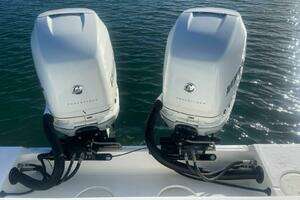 2016 Mako 284 Center Console thumbnail 7