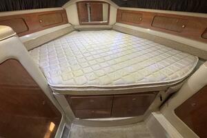 37ft Larson Yacht For Sale