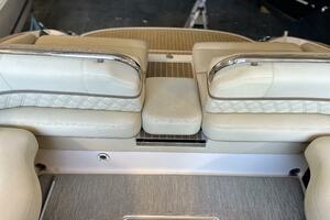 28ft Regal Yacht For Sale