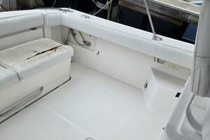 2002 Tiara Yachts 3500 Open thumbnail 17