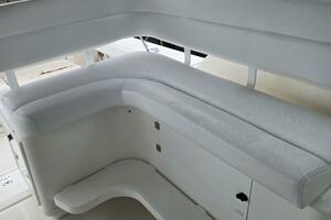 2002 Tiara Yachts 3500 Open thumbnail 7