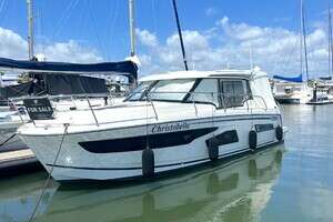 35-ft-Jeanneau-2020-Merry Fisher 1095-2020 Jeanneau Merry Fisher 1095-Mooloolaba Queensland Australia yacht for sale