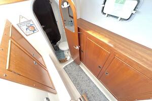 Seahawk 34ft PDQ Yacht For Sale